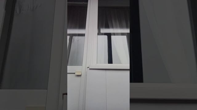 мать что-то делает на кухне! смотреть онлайн