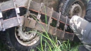 Гусеничный болотоход Ленок. На первом выезде порвали гусеницу!!!!