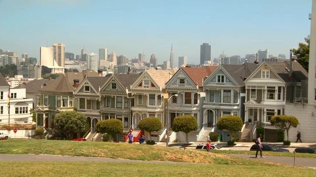 Похоже на пригород Риги. смотреть онлайн