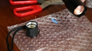 Фонарик с светодиодом Т2 распаковка честный Обзор