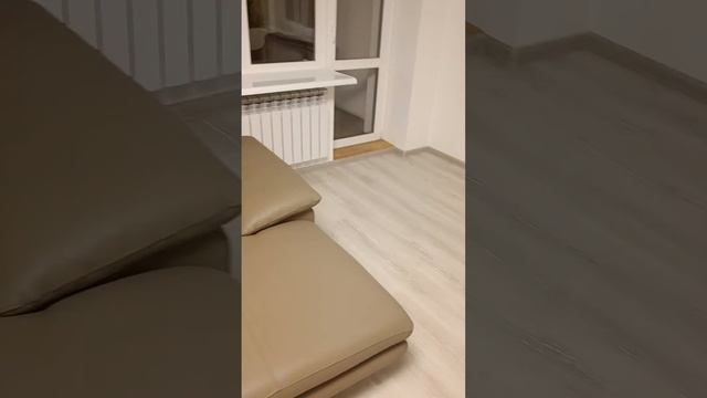 Укладка ламината,подрезка дверей,обналички,установка плинтуса,установка переходных планок. Под ключ смотреть онлайн