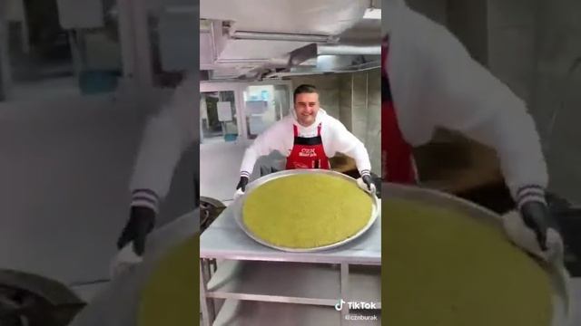 Шеф повари турк бурак ай тик ток.