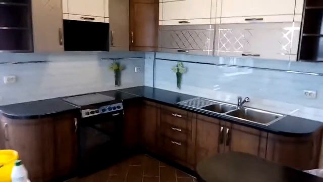 Кухонный фартук (нарциссы) смотреть онлайн