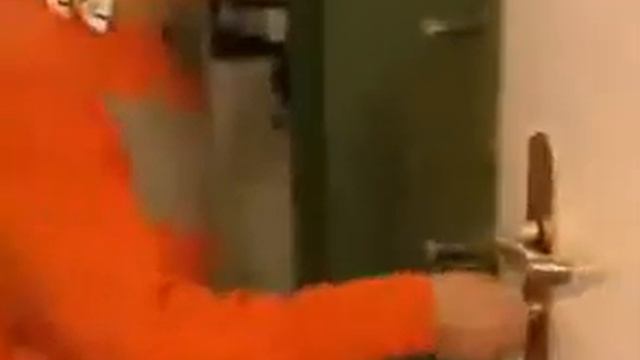 Галилео Эксперемент Сможет ли девушка выбить дверь смотреть онлайн