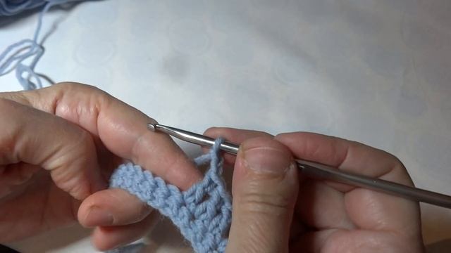 Группа петель "Гроздь" крючком | Видеоурок смотреть онлайн