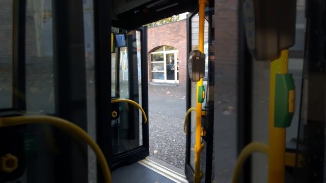 ¡Cuidado, las puertas se cierran! Attention, the doors are closing! Осторожно, двери закрываются! смотреть онлайн