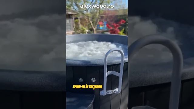 Fiber glass Hot Tub by Alex Wood смотреть онлайн