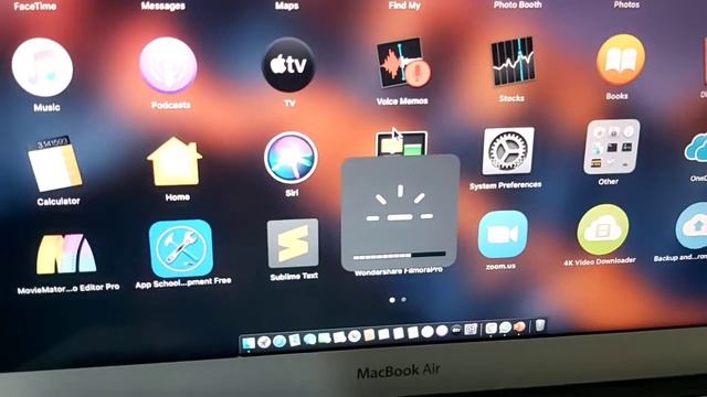 How to use #apple Mac keyboard and #tauchpad.
