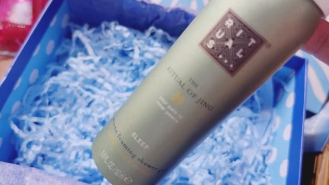 GLOSSYBOX BEAUTY BOX UNBOXING JUNE 2023 смотреть онлайн