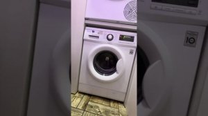 Стиральная машина LG прыгает 