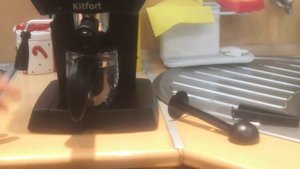 Обзор рожковой кофеварки Kitfort KT-706