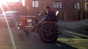 Самодельный минитрактор с уникальной маневренностью