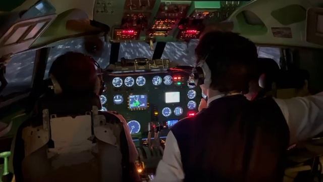 Посадка Ту154 в Ульяновске (UWLL) смотреть онлайн