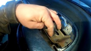 DELICA как снять панель приборов и блок управления климатом