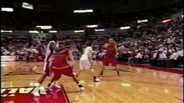 2008 - UIC Flames @ Bradley Braves смотреть онлайн