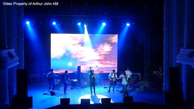 Blue Shark Saigon Opera House Performance 2015 смотреть онлайн