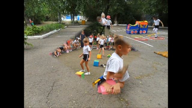 НЕДЕЛЯ БЕЗОПАСНОСТИ В МКДОУ ДЕТСКИЙ САД 10 2018 смотреть онлайн