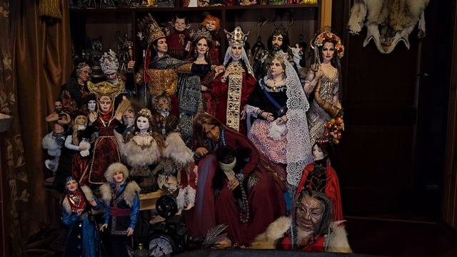 ОКРУЖИТЬ СЕБЯ ЗНАТНЫМИ ДА БОГАТЫМИ ДРУЗЬЯМИ....ДЛЯ ВСЕХ...