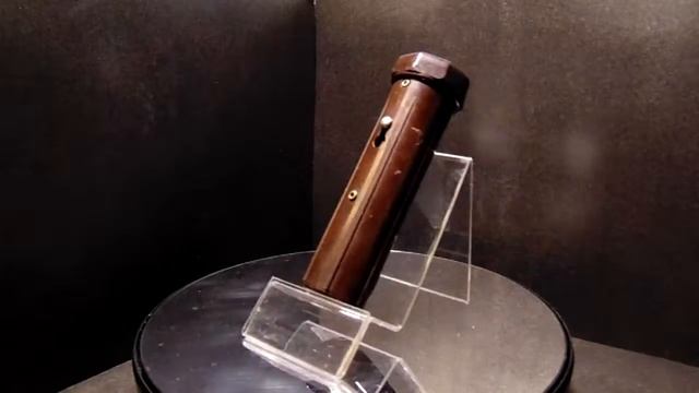 Антикварный фонарик FABRICATION BELGE смотреть онлайн