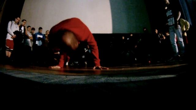 Hip-hop кухня 2012 -Proff vs. Kid.MP4 смотреть онлайн