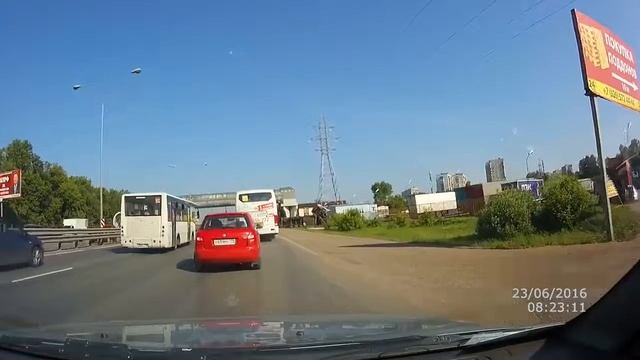 МО г Люберцы двое суток фура лежит на боку , и всем побарабану смотреть онлайн