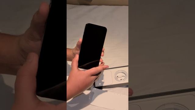 Bought My New Iphone 13 pro max 1TB in Dubai смотреть онлайн