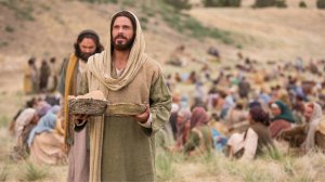 Насыщение пятью хлебами и двумя рыбами/Чудесное насыщение 5 хлебами/Чудо умножения хлебов/Библия