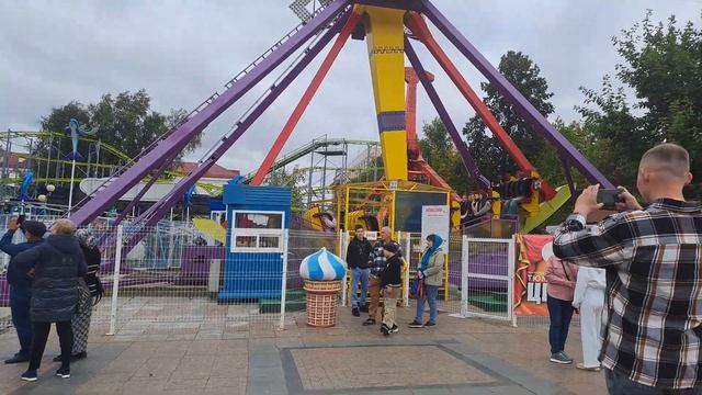 НАДОЕЛА, ПЛОХАЯ ПОГОДА В ТЮМЕНИ. Прогулка по Цветному бульвару! смотреть онлайн