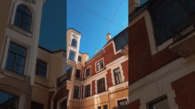 Экскурсия по дворам и парадным с посещением старинных квартир 😍 #непарадныйпетербург #гидпопитеру