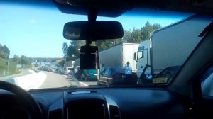 Едем из Польши в Беларусь, объезжаем очередь.
