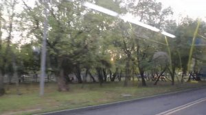 Поездка осенним вечером по улице Берзарина на автобусе №253 в районе Щукино