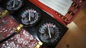 Тестируем синхронизатор в заводском исполнении, проверяем герметичность и идентичность показаний.