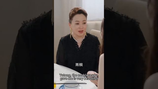 【FULL】都說婚姻要門當戶對,怎料堂堂帝國總裁竟娶了個窮妻,他是A市最有權勢的男人,而她是普通得扔在街上再也找不到的灰姑娘,怎料婚後他卻寵她入骨,溺她上天!#短劇 #甜寵 #總裁灰姑娘