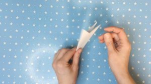 ПРОСТАЯ СНЕЖИНКА из бумаги формата А 4 /Простые снежинки на окна/A SIMPLE SNOWFLAKE made of A4 paper