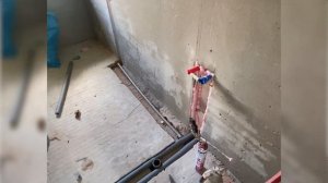 Разводка отопления, ХВС, ГВС, канализации. Чистовая стяжка пола готова!!!