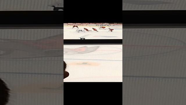 Я НА ХОККЕЕ А ВЫ ЧТО ДЕЛАЕТЕ? смотреть онлайн