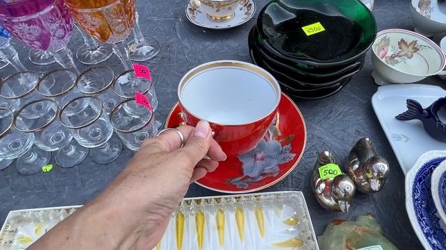 Киевская барахолка 24 августа: цена красоты #барахолка #киев #барахолкакиев #винтаж #красота