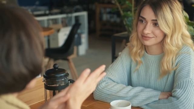 Почему одни люди ПРИВЛЕКАЮТ ВНИМАНИЕ, а других даже НЕ ЗАМЕЧАЮТ? Секреты харизмы