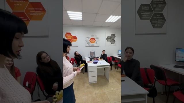 День рождения Владимира🎈 #домиансемейный #батайск #недвижимость #ростовнадону #батайск #работавкайф смотреть онлайн