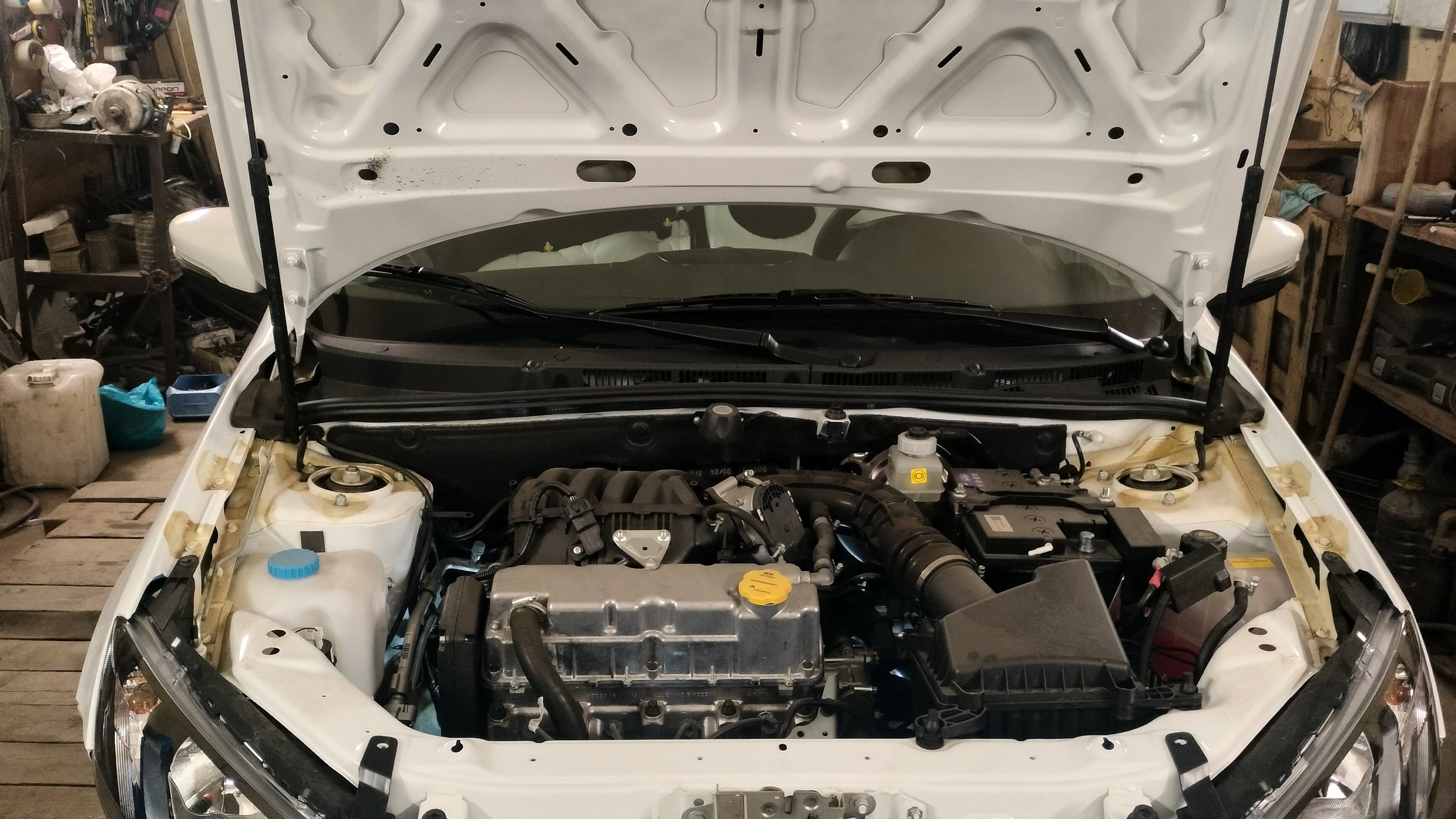 Обзор доп услуги антикор от автосалона в городе Воронеж на примере Лада гранта фл смотреть онлайн