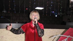 песня"У любви"  исполняет А. Булатова