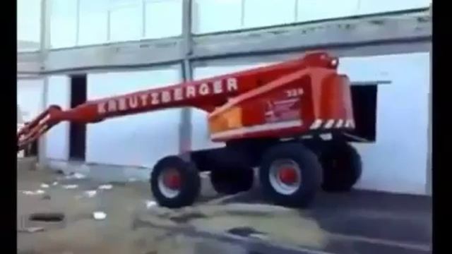 Вылетел из люльки № 1 смотреть онлайн