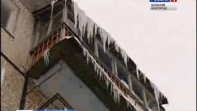 После обрушения подъездного козырька в доме на улице Черняховского назначены проверки смотреть онлайн