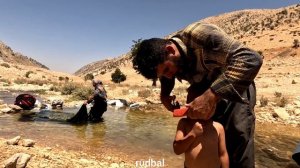 "Nomadic Daily Documentary" Washing carpets and blankets in the river and cutting Hamidreza's hair