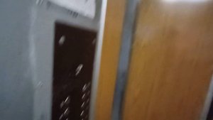 Лифт (КМЗ 1985 г.в) г. Нижневартовск, ул. Ленина 9/1, подъезд 1