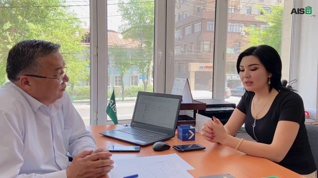 Белгилүү ырчы Гүланда бизден кыскача интервью алды!
