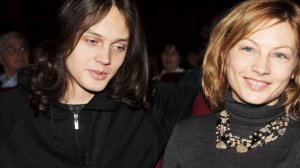 Бросила мужа ради Домогарова и разругалась с сыном из-за Украины |Личная жизнь актрисы Алёны Бабенк