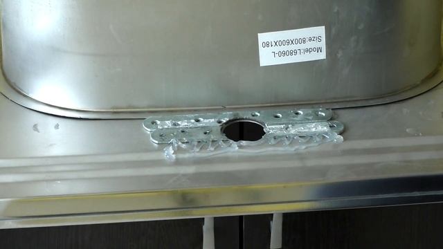 Шатается кран (смеситель) на мойке из нержавейки ? Как устранить проблему? смотреть онлайн