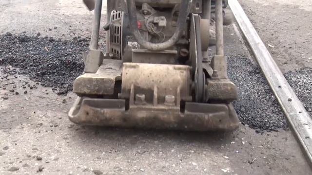 В Ульяновске продолжаются благоустроительные работы смотреть онлайн