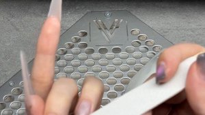 НАРАЩИВАЮ САМА СЕБЕ на нижние формы🍓 маникюр самой себе и дизайн со ЗМЕИНОЙ кожей